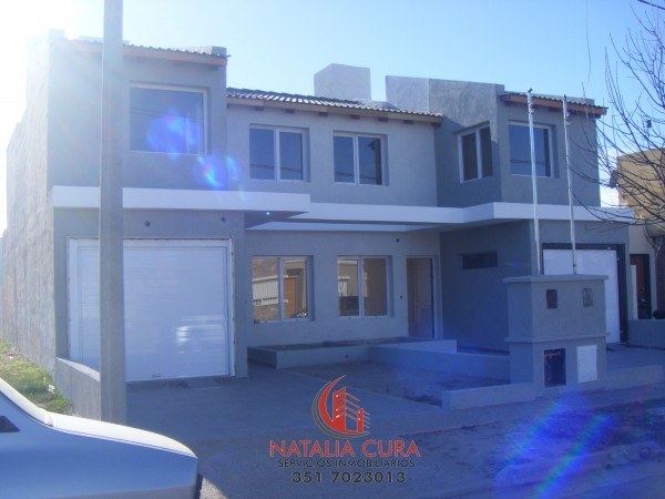 TEJAS II- HERMOSO DUPLEX EN VENTA 3 DORM-3 BAÑOS