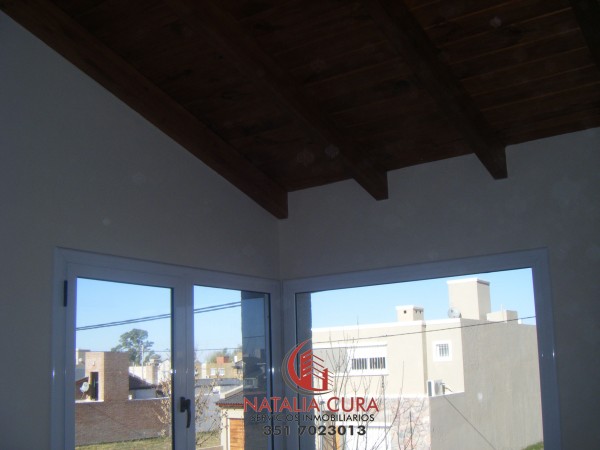 TEJAS II- HERMOSO DUPLEX EN VENTA 3 DORM-3 BAÑOS