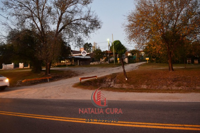 SOBRE RUTA 5- LA BOLSA- CASA MAS RESTAURANTE A CUADRAS DEL RIO!! IMPERDIBLE