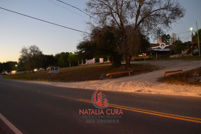 SOBRE RUTA 5- LA BOLSA- CASA MAS RESTAURANTE A CUADRAS DEL RIO!! IMPERDIBLE