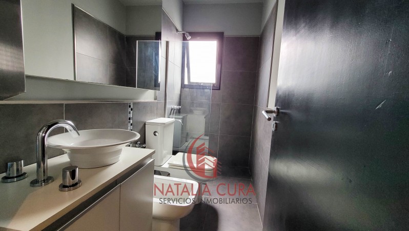 INMUEBLE COMERCIAL SOBRE ROQUE FUNES CASI MENENDEZ PIDAL