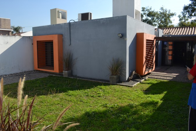 INMUEBLE COMERCIAL SOBRE ROQUE FUNES CASI MENENDEZ PIDAL