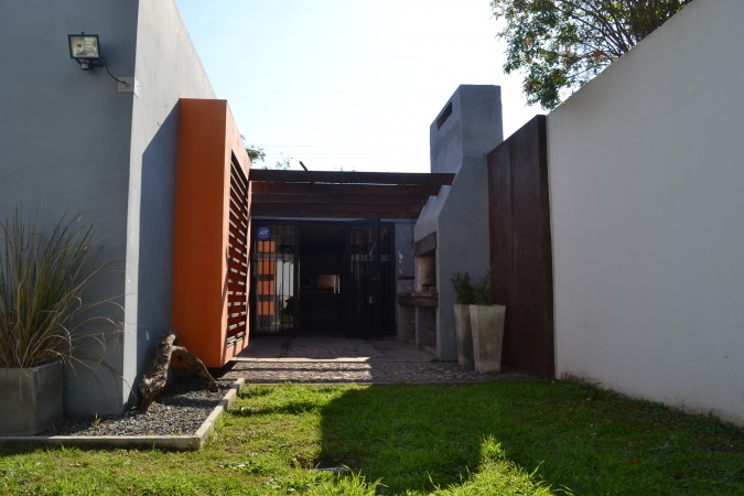 INMUEBLE COMERCIAL SOBRE ROQUE FUNES CASI MENENDEZ PIDAL