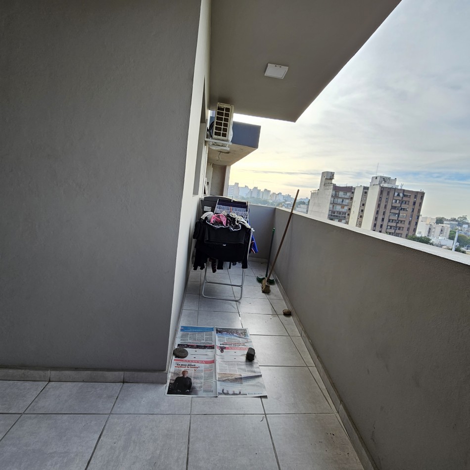 B° SAN MARTIN DEPTO EN VENTA 2 DORM CON BALCON CON ASADOR ORIENTACION FRENTE