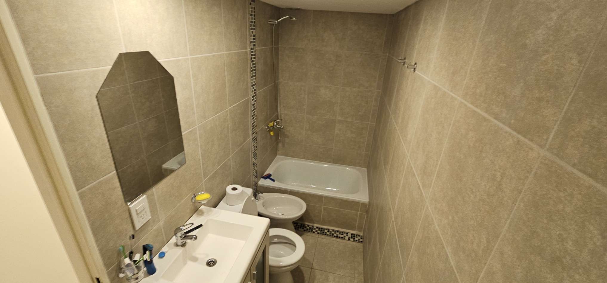 B° SAN MARTIN DEPTO EN VENTA 2 DORM CON BALCON CON ASADOR ORIENTACION FRENTE