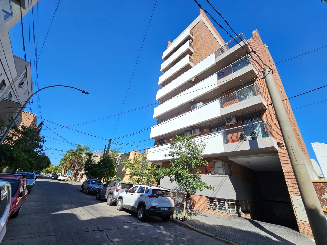 APTO CREDITO- ALTO ALBERDI- SOBRE CASTEX AL 100- Departamento 2 Dormitorios