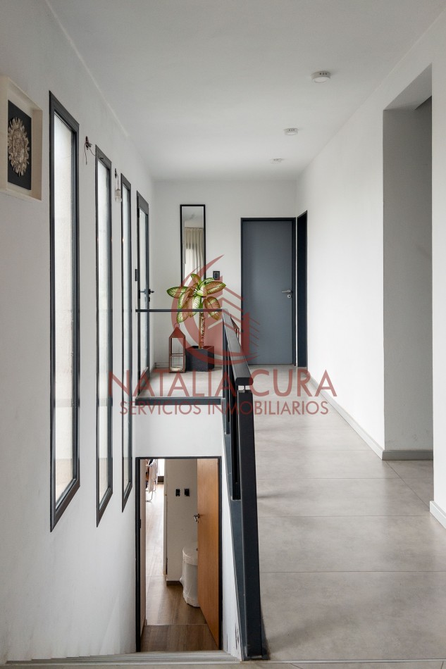 LA PANKANA- VENTA CASA EN TRES NIVELES