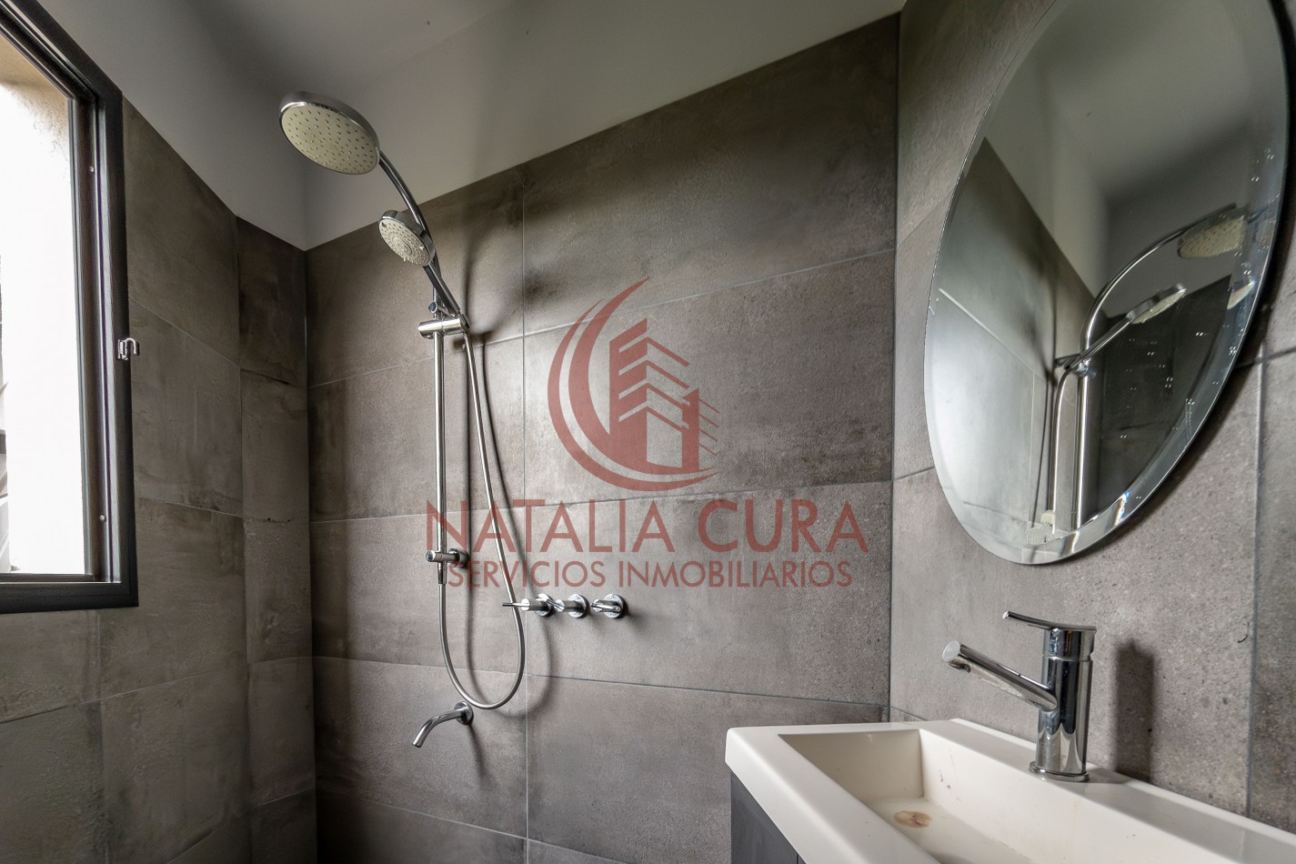 LA PANKANA- VENTA CASA EN TRES NIVELES