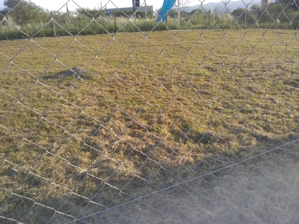 Villa Parque Siquiman Lote 100% plano. C/ escritura!