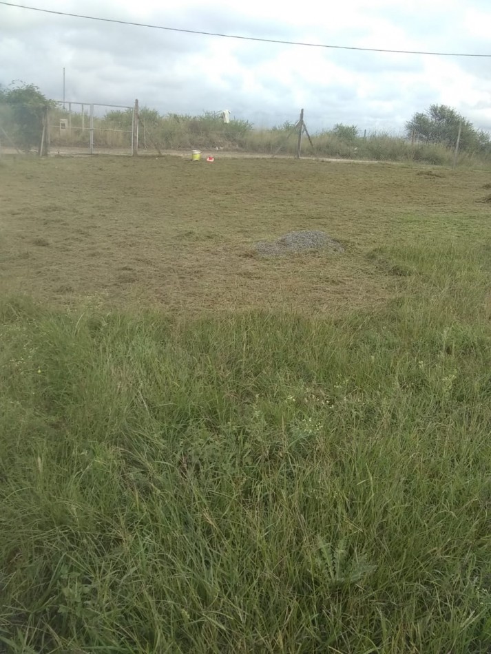 Villa Parque Siquiman Lote 100% plano. C/ escritura!