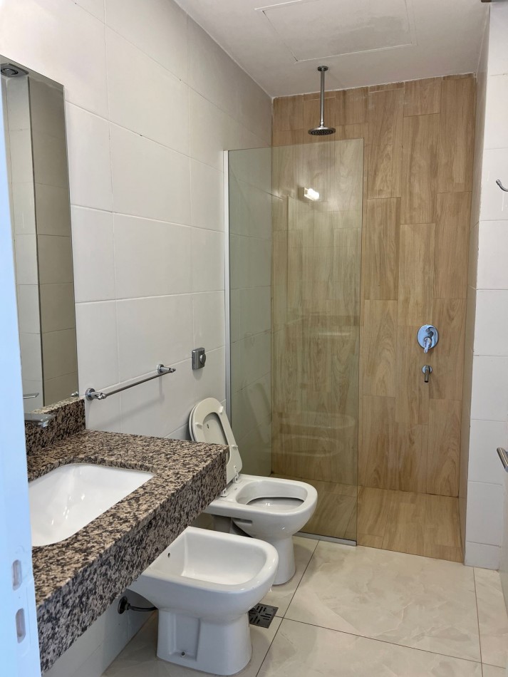 Duplex de categoria Rivera Indarte APTO CREDITO