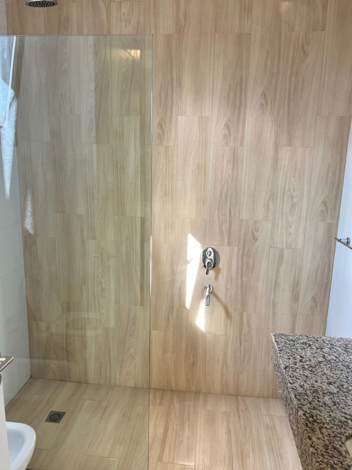 Duplex de categoria Rivera Indarte APTO CREDITO