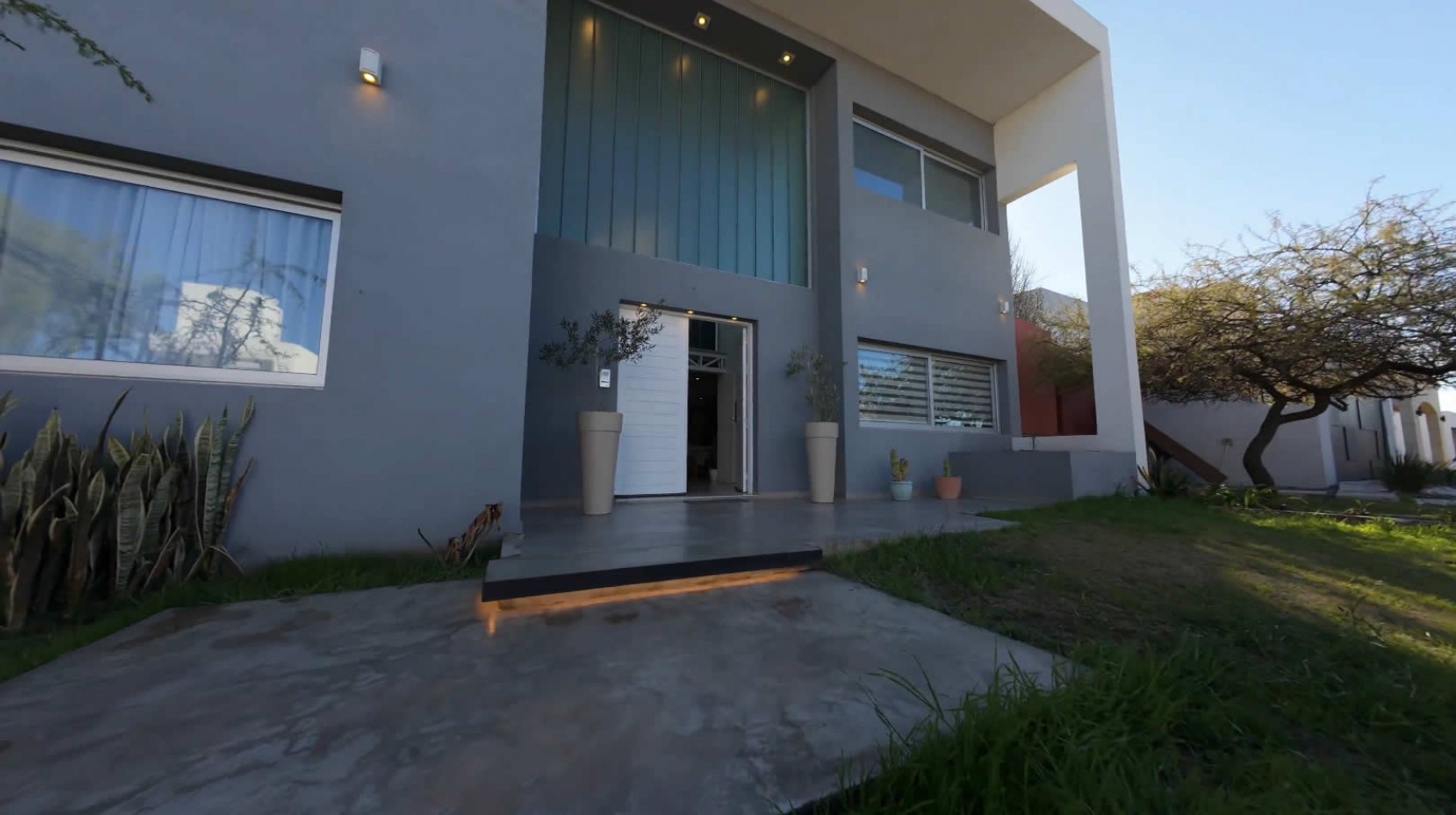Moderna casa en Verandas de 7 Soles