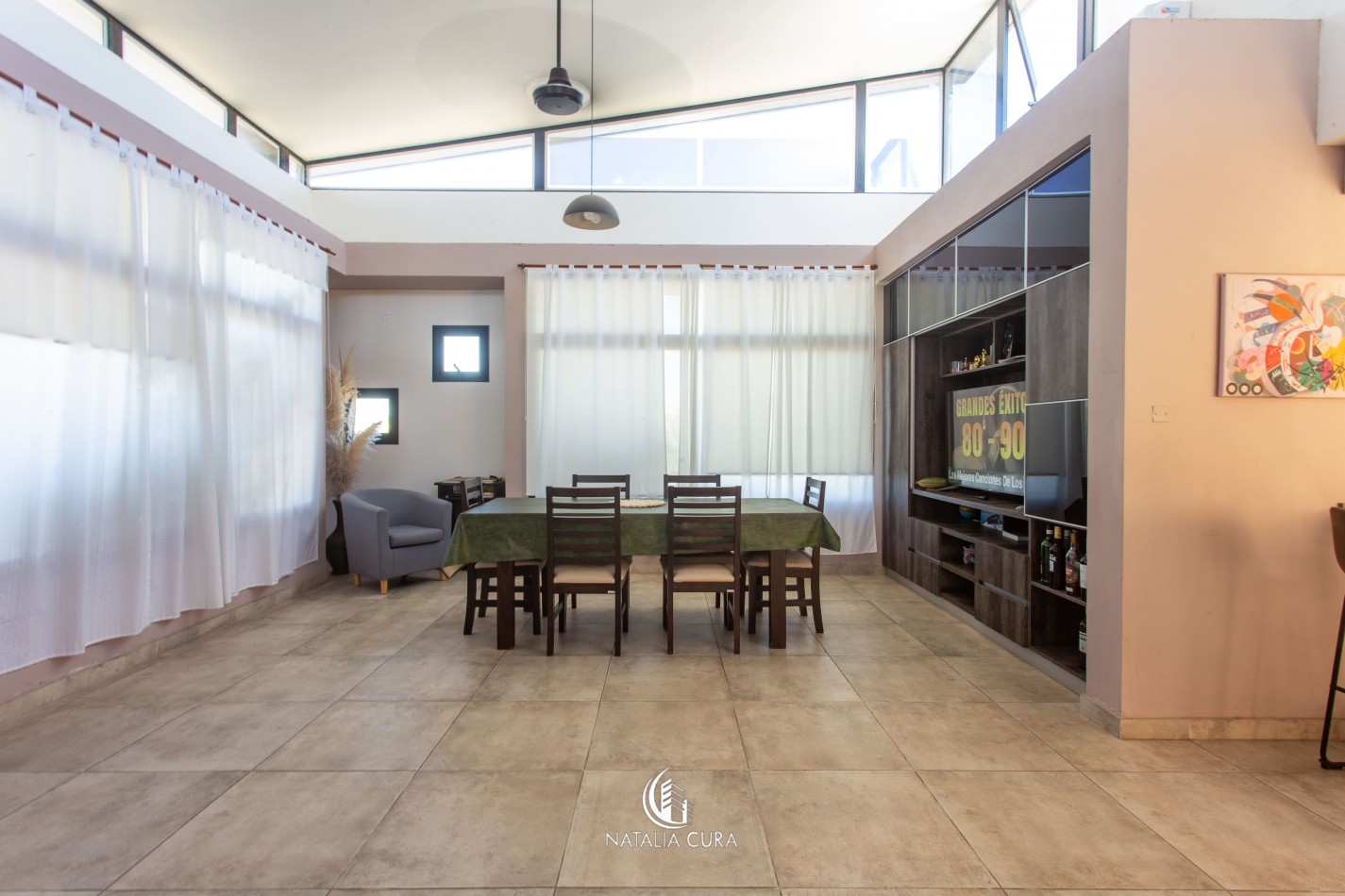 Maravillosa Casa en 7 Soles