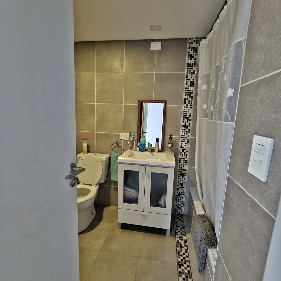 B° SAN MARTIN DEPTO EN VENTA 2 DORM CON BALCON CON ASADOR ORIENTACION FRENTE