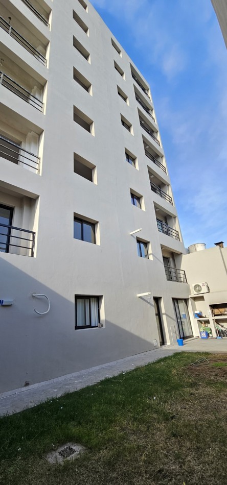 B° SAN MARTIN DEPTO EN VENTA 2 DORM CON BALCON CON ASADOR ORIENTACION FRENTE