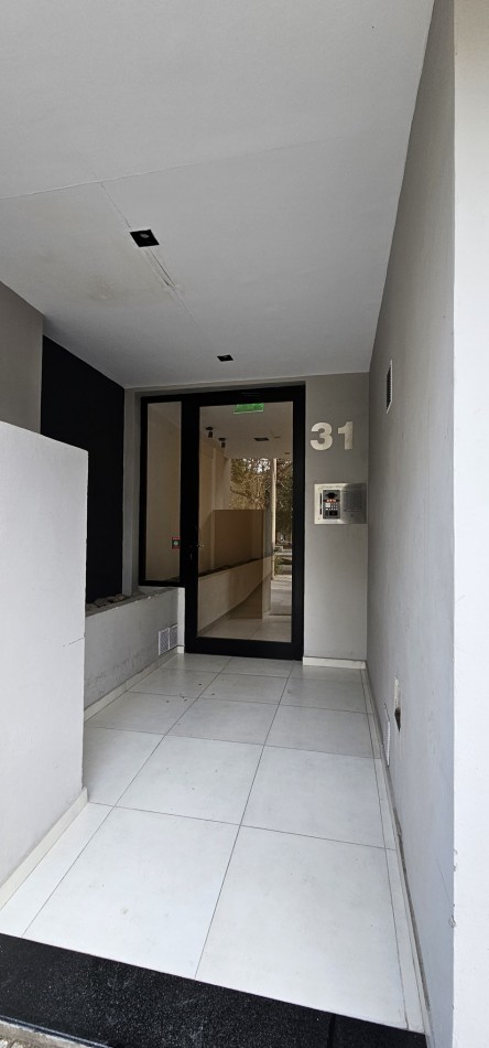 B° SAN MARTIN DEPTO EN VENTA 2 DORM CON BALCON CON ASADOR ORIENTACION FRENTE
