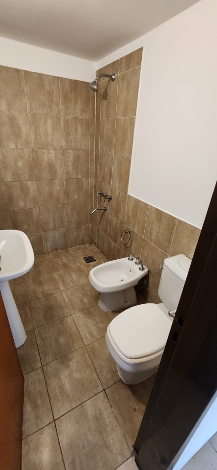 Alto Alberdi Dpto en alquiler de un dorm sobre Caseros a metros del Nuevo Centro Shopping