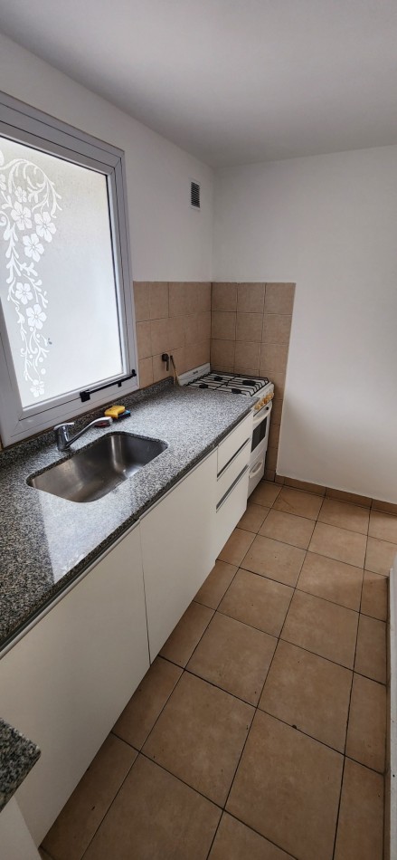 Alto Alberdi Dpto en alquiler de un dorm sobre Caseros a metros del Nuevo Centro Shopping