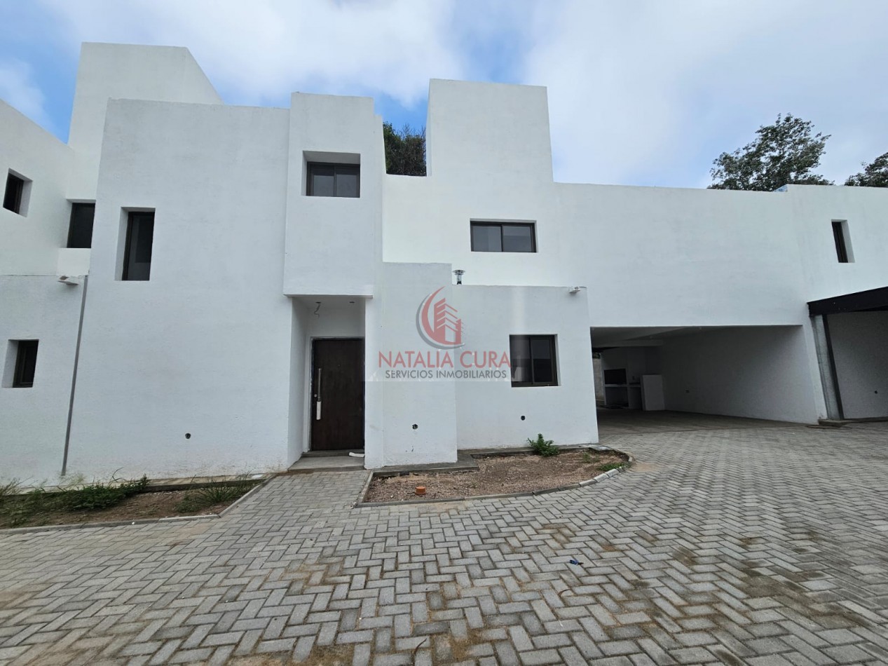 "HOUSING VIRACOCHA" DUPLEX 3 DORM 3 BAÑOS COCH DOBLE