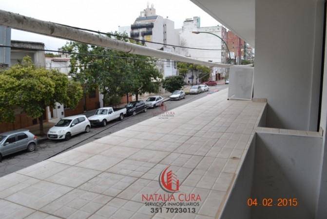 B° Gral Paz 2 dorm c/cochera . Ed. Splendor Gala. Con RENTA!
