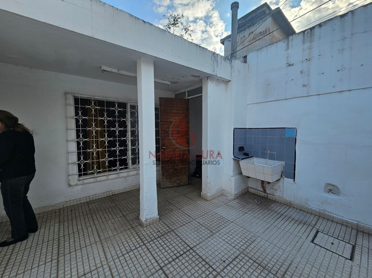 B° SAN MARTIN- HERMOSA CASA DE 3 DORM "APTA BANCOR"