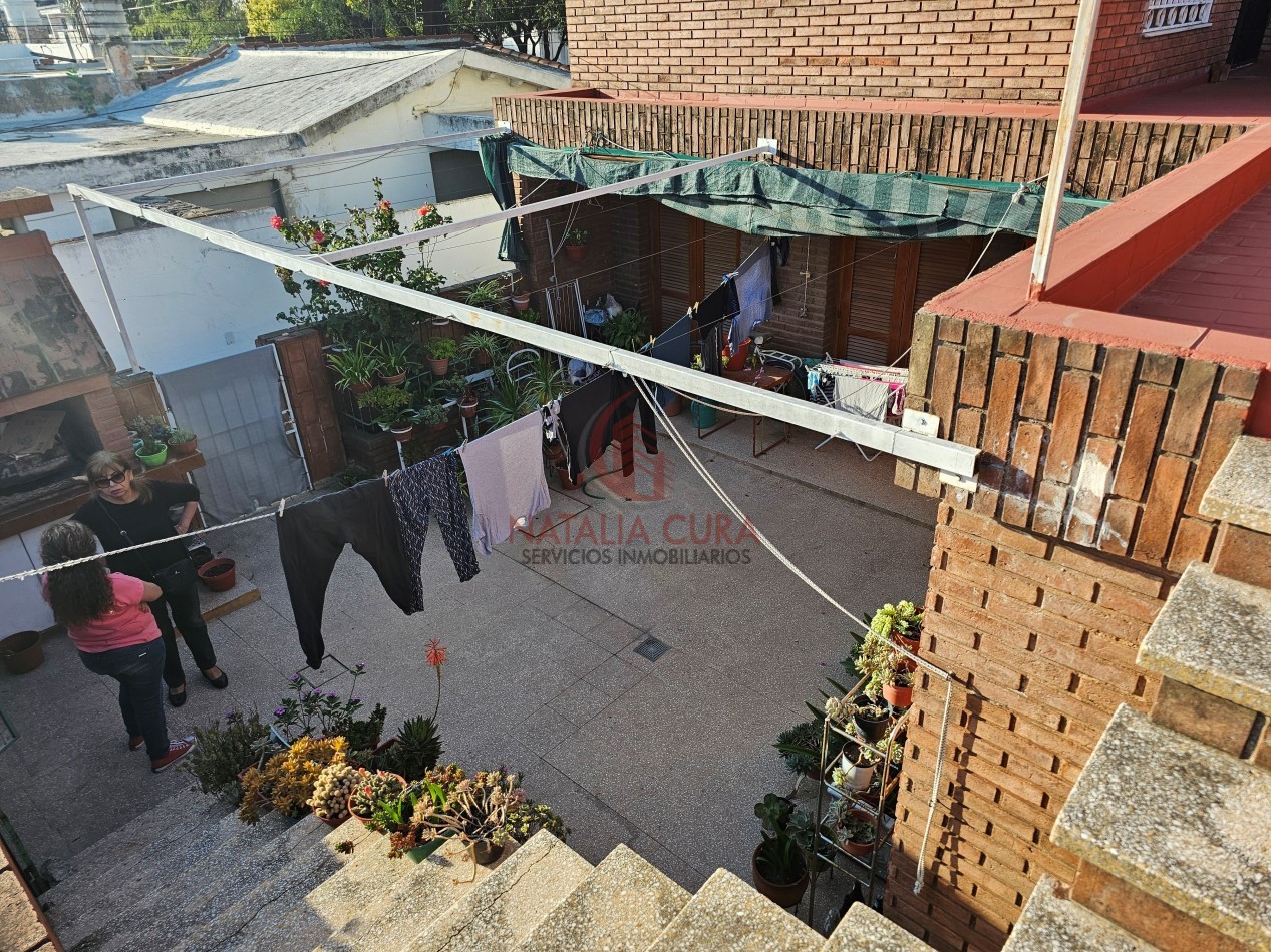 B° SAN MARTIN- HERMOSA CASA DE 3 DORM "APTA BANCOR"