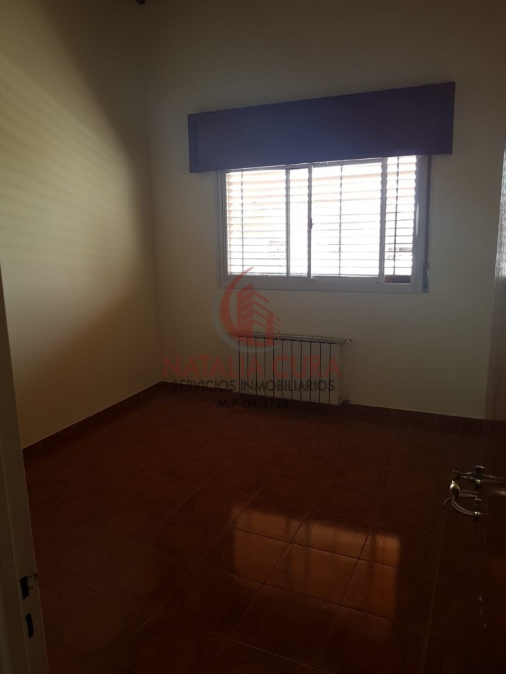 URCA- GALPON MAS DEPARTAMENTO EN VENTA