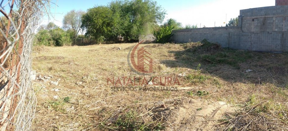 QUISQUISACATE- 2 Lotes de 694 y 603 Mts dentro de Housing