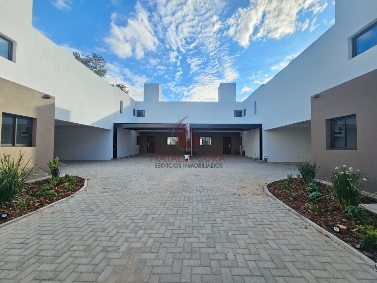 "HOUSING VIRACOCHA" DUPLEX 3 DORM 3 BAÑOS COCH DOBLE