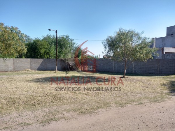QUISQUISACATE- 2 Lotes de 694 y 603 Mts dentro de Housing