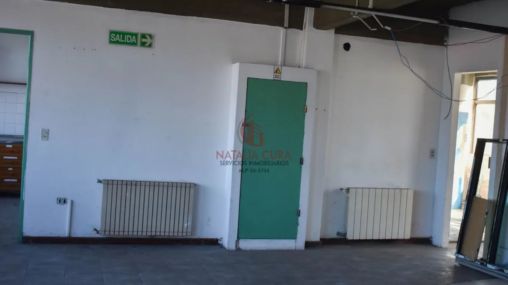 EDIFICIO CORPORATIVO FRENTE A FABRICA FORD