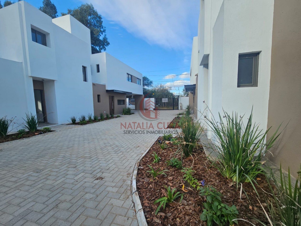 "HOUSING VIRACOCHA" DUPLEX 3 DORM 3 BAÑOS COCH DOBLE