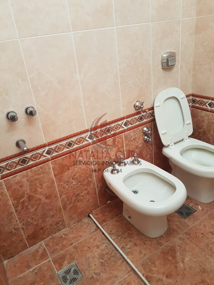 URCA- GALPON MAS DEPARTAMENTO EN VENTA