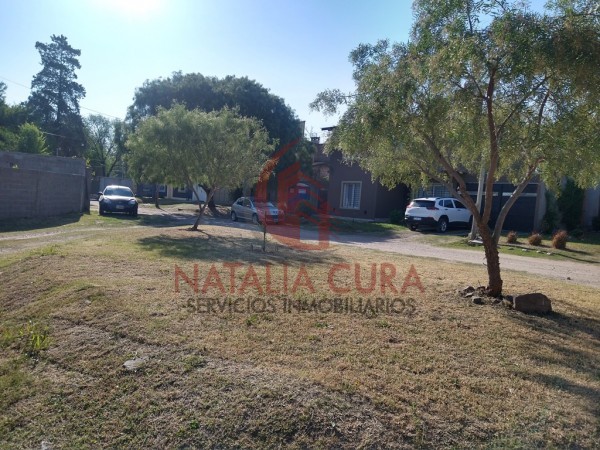 QUISQUISACATE- 2 Lotes de 694 y 603 Mts dentro de Housing