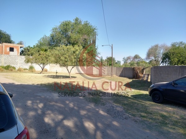 QUISQUISACATE- 2 Lotes de 694 y 603 Mts dentro de Housing