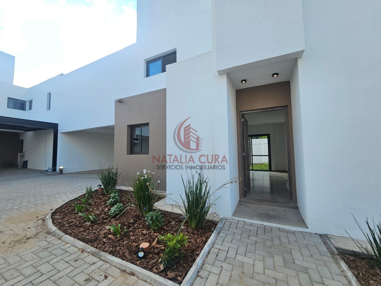 "HOUSING VIRACOCHA" DUPLEX 3 DORM 3 BAÑOS COCH DOBLE