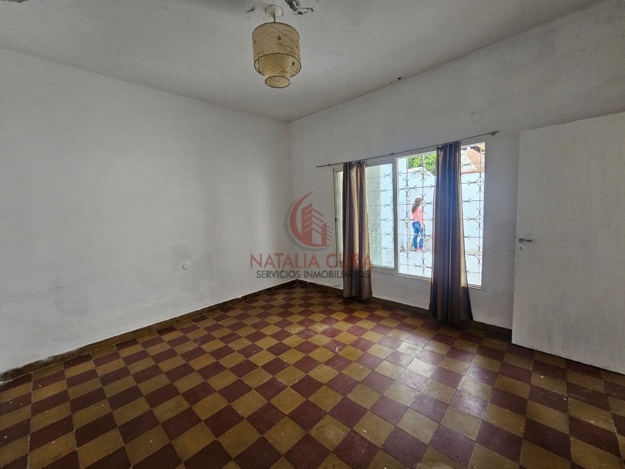B° SAN MARTIN- HERMOSA CASA DE 3 DORM "APTA BANCOR"