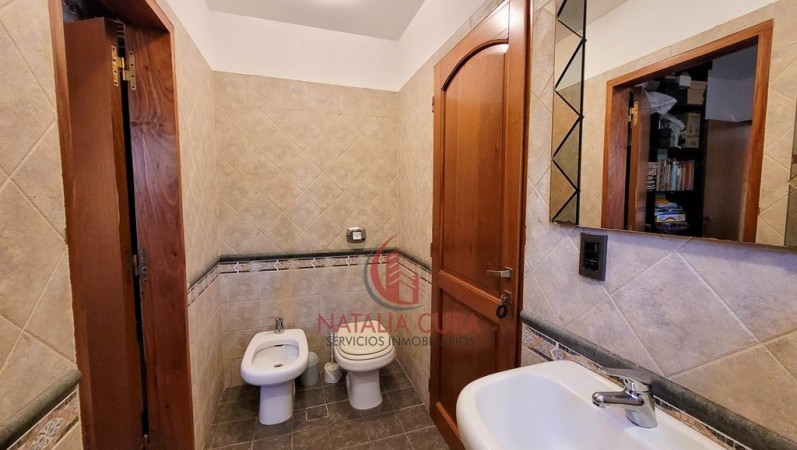 Country Jockey Club Casa en Venta de 4 Dorm. Fondo Golf