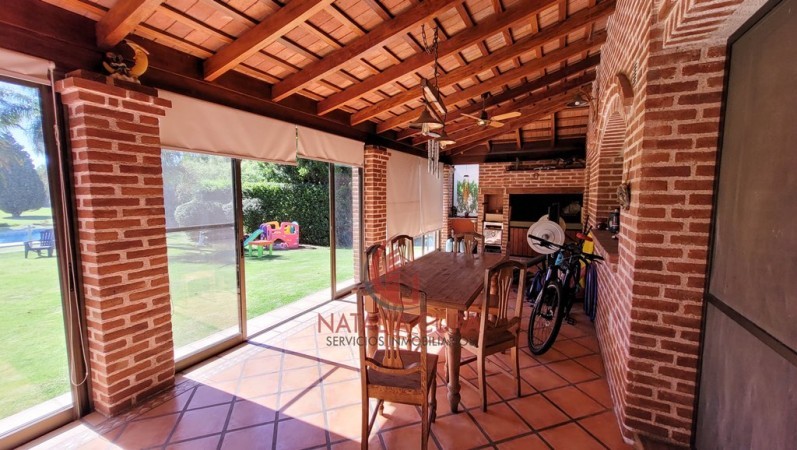 Country Jockey Club Casa en Venta de 4 Dorm. Fondo Golf