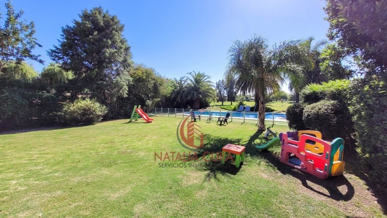 Country Jockey Club Casa en Venta de 4 Dorm. Fondo Golf