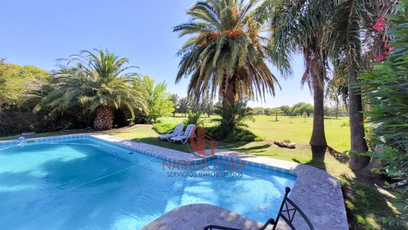 Country Jockey Club Casa en Venta de 4 Dorm. Fondo Golf