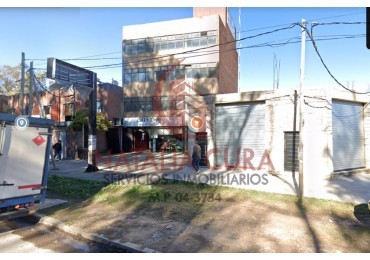 EDIFICIO CORPORATIVO FRENTE A FABRICA FORD