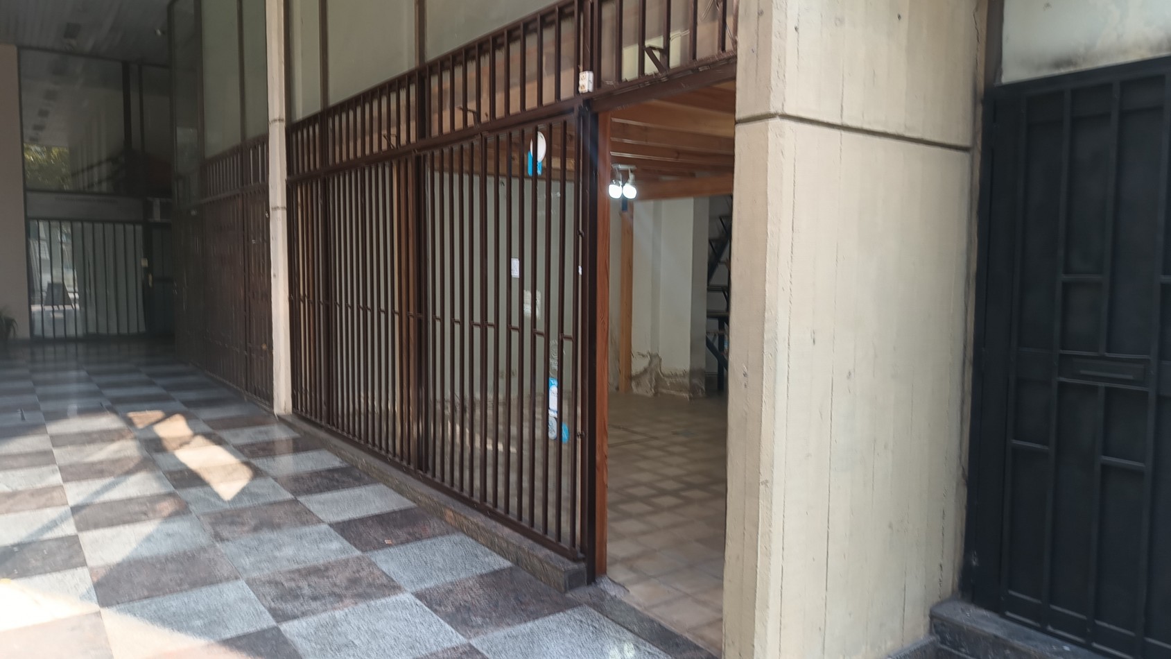 LOCAL EN ALQUILER - ZONA TRIBUNALES