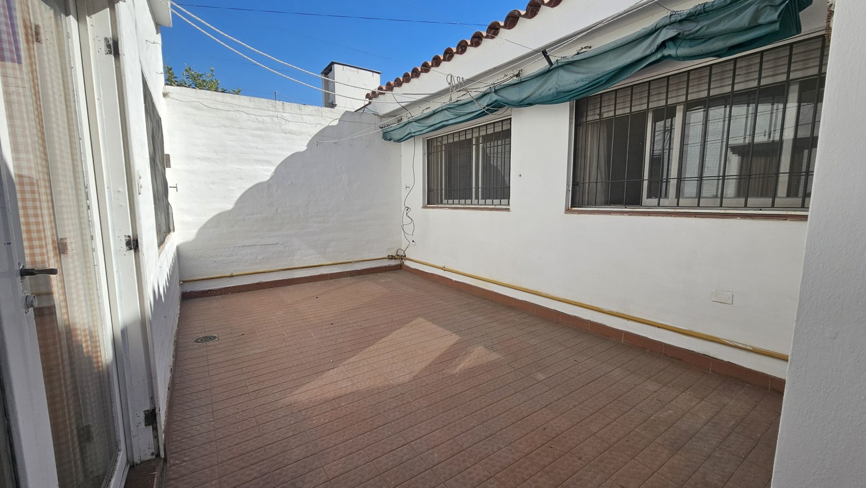 ARGUELLO- Casa de 4 Dorm a mts de Recta Martinolli APTA CREDITO