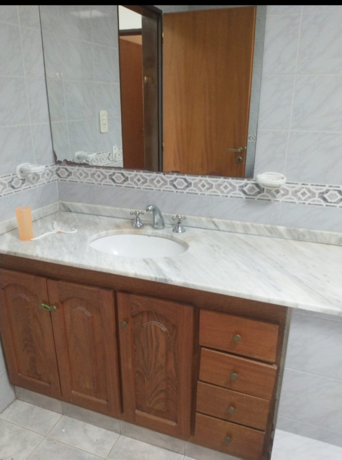 Casa 3 Dorm en Venta en B° La Salle-A Mts de Martinolli