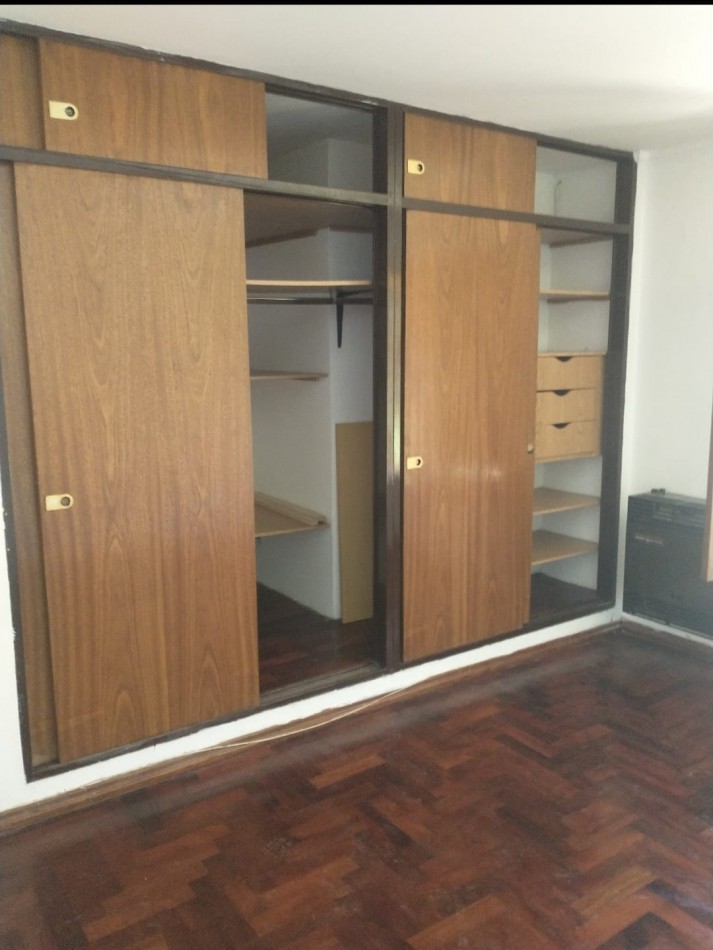 Casa 3 Dorm en Venta en B° La Salle-A Mts de Martinolli