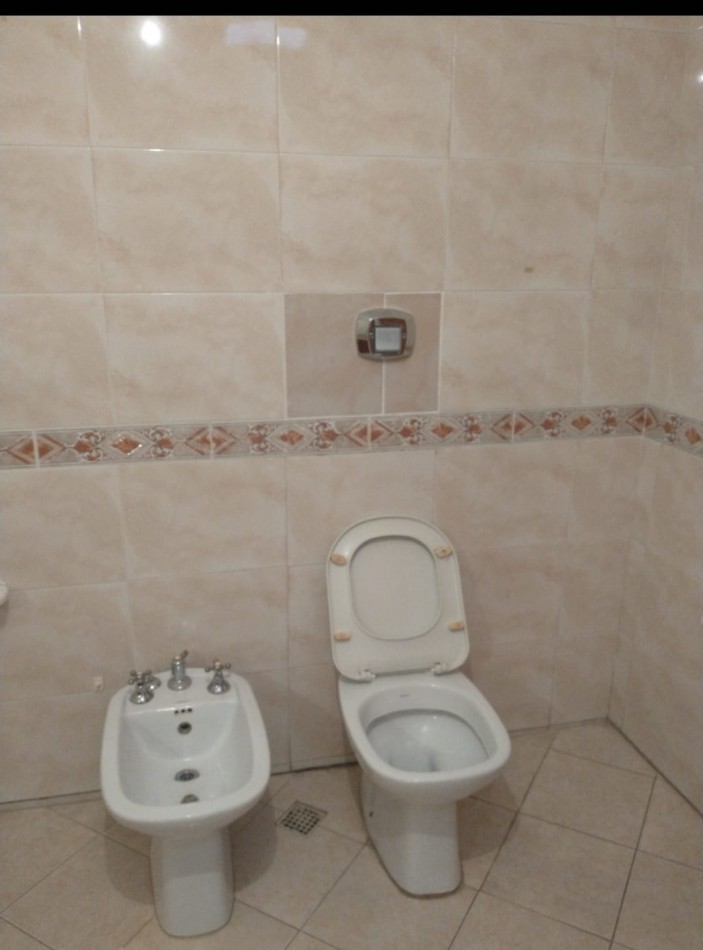 Casa 3 Dorm en Venta en B° La Salle-A Mts de Martinolli