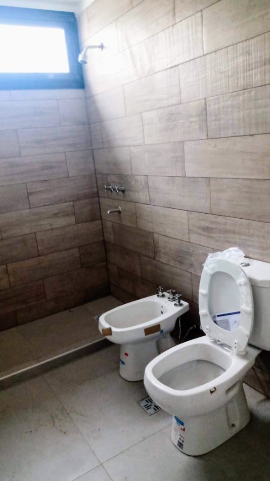 VENTA DUPLEX 3 DORM - LOMAS DE MANANTIALES 
