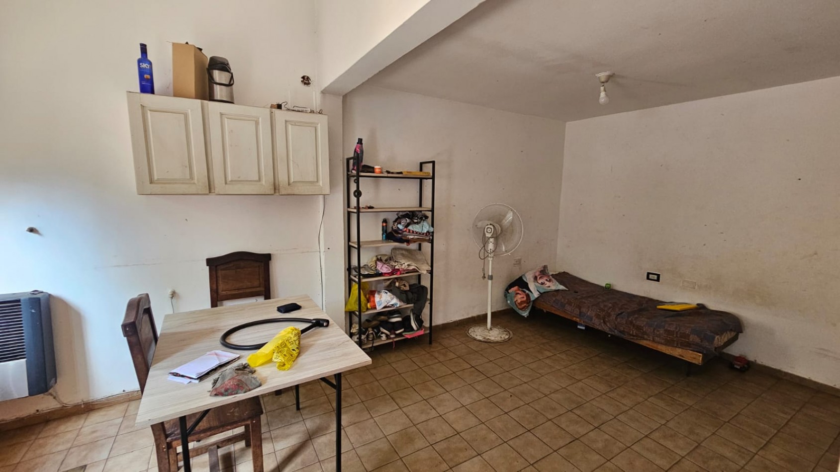 Arguello: Oasis Natural de 1.400 m² con Potencial para 5 Viviendas